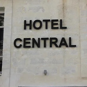 מלון Hotel Central, אביניון
