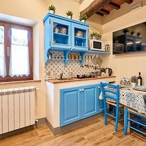  Apartment La Casina Di Iole Italien